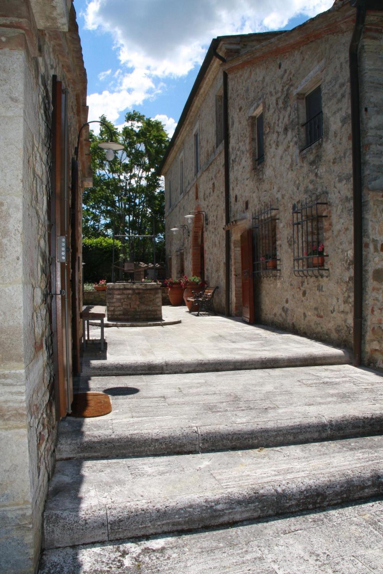 Podere La Chiusella B&B Rapolano Terme Eksteriør bilde
